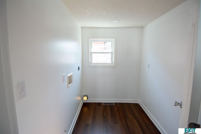 810 S 9th Street, Norfolk, NE 68701