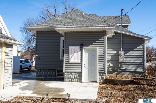 810 S 9th Street, Norfolk, NE 68701