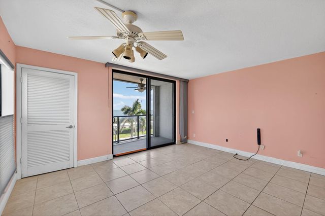 355 S Ocean Drive F-405, Fort Pierce, FL 34949