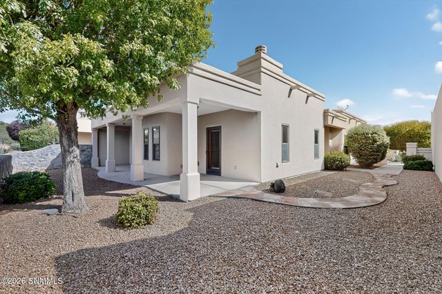 1531 Fairway Village Drive, Las Cruces, NM 88007