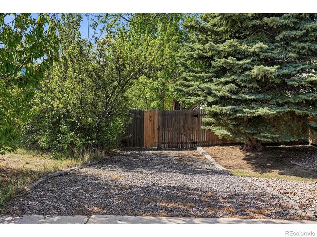 8966 Wagner Lane, Westminster, CO 80031