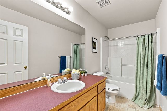 714 144th Street SW, Lynnwood, WA 98087