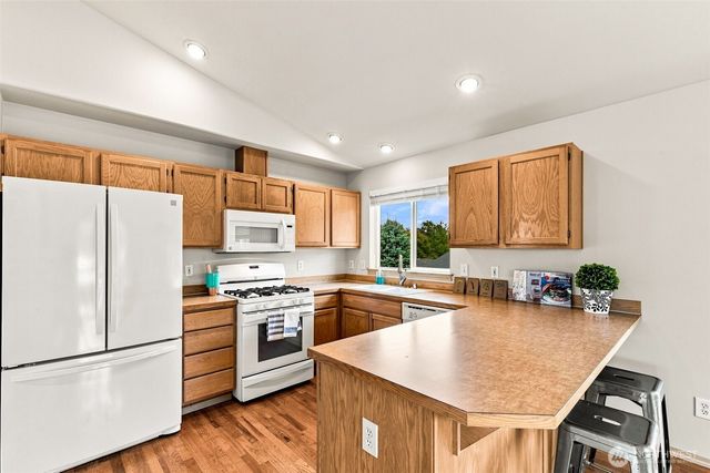 714 144th Street SW, Lynnwood, WA 98087