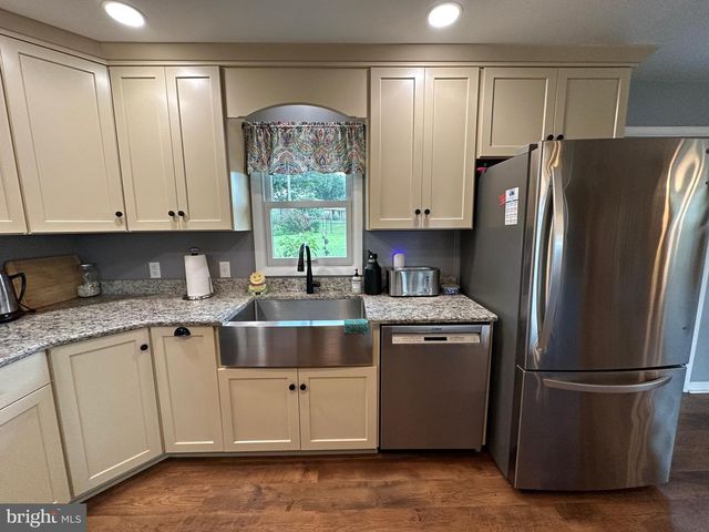 25 KENSINGTON DRIVE, Chambersburg, PA 17201