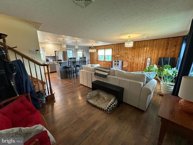25 KENSINGTON DRIVE, Chambersburg, PA 17201