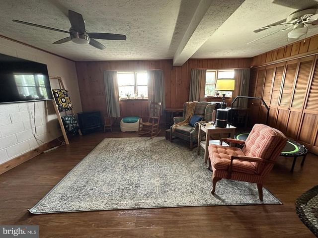 25 KENSINGTON DRIVE, Chambersburg, PA 17201