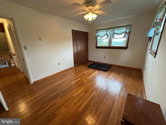 25 KENSINGTON DRIVE, Chambersburg, PA 17201
