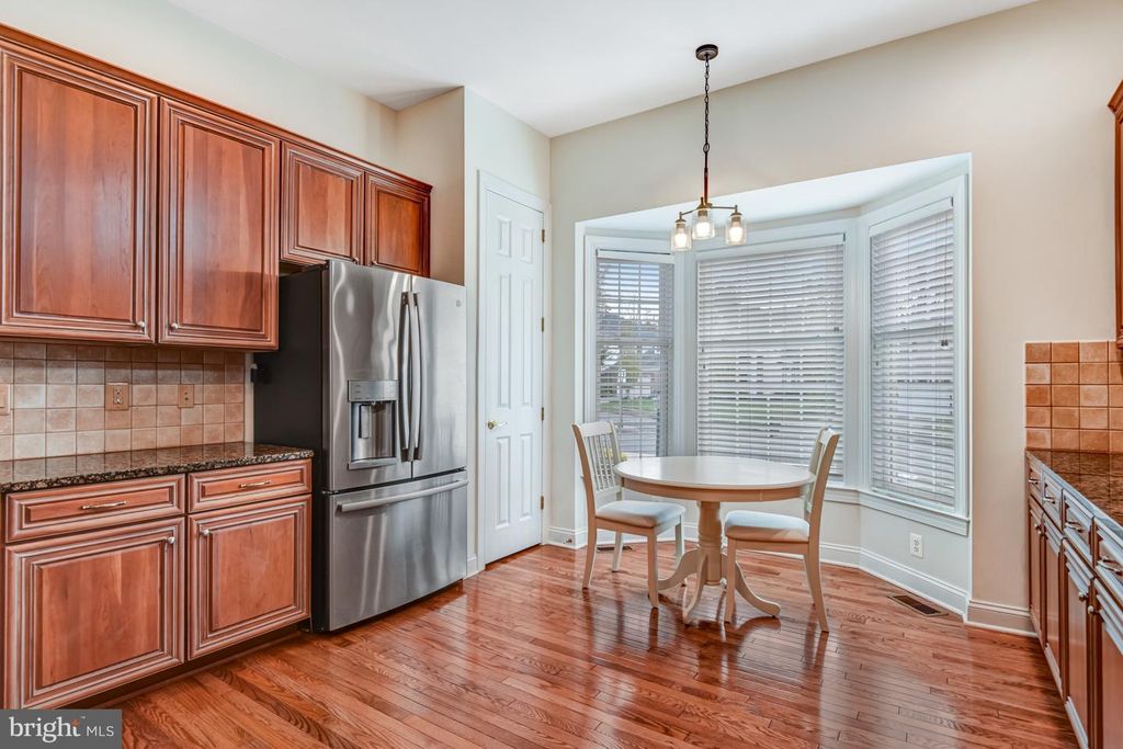 Image 12 of property listing at 5128 FALDO DR, Haymarket, VA 20169