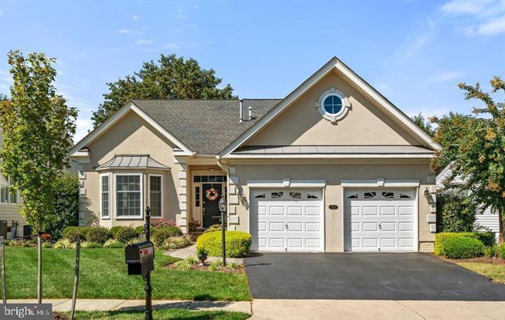 Image 2 of property listing at 5128 FALDO DR, Haymarket, VA 20169