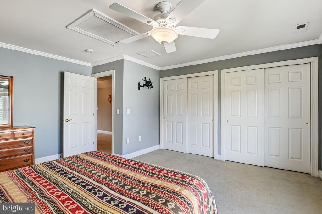 Image 29 of property listing at 5128 FALDO DR, Haymarket, VA 20169