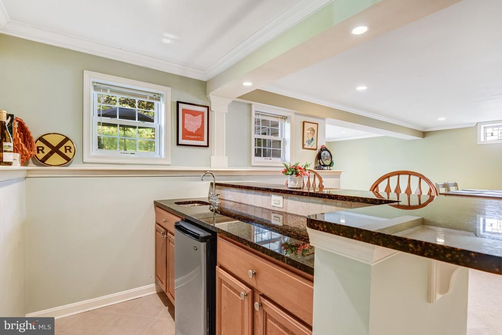 Image 35 of property listing at 5128 FALDO DR, Haymarket, VA 20169
