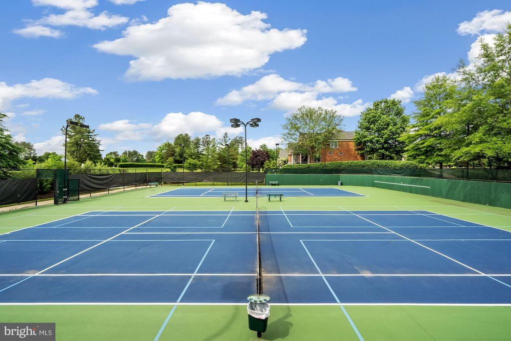 Image 49 of property listing at 5128 FALDO DR, Haymarket, VA 20169