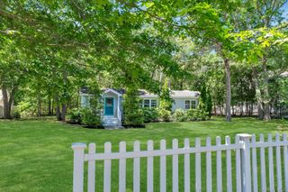 420 Sigsbee Road, Mattituck, NY 11952