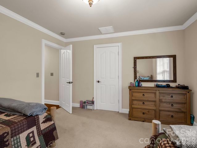 45 Brown Bear Ridge Trail, Zirconia, NC 28790