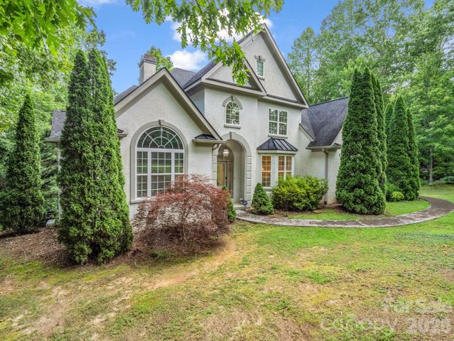 45 Brown Bear Ridge Trail, Zirconia, NC 28790