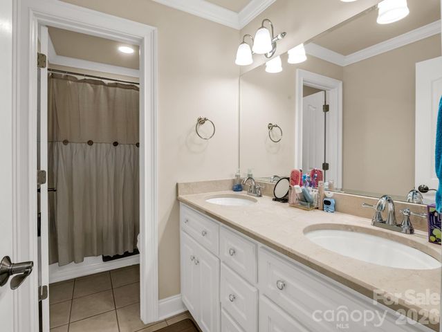 45 Brown Bear Ridge Trail, Zirconia, NC 28790
