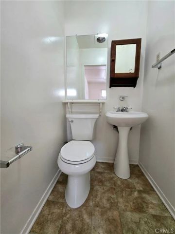 5405 Granada Avenue, Riverside, CA 92504