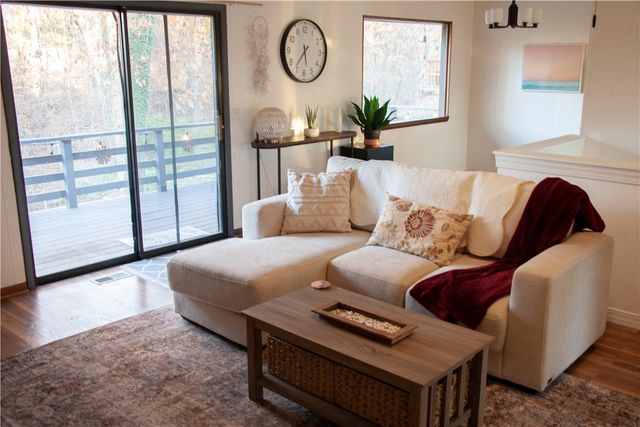 34 Basore Drive, Bella Vista, AR 72715