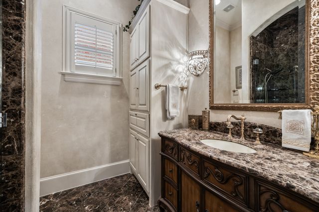 7215 Centenary Avenue, Dallas, TX 75225