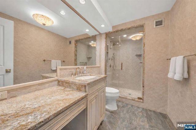 1500 Palisade Avenue 20A, Fort Lee, NJ 07024