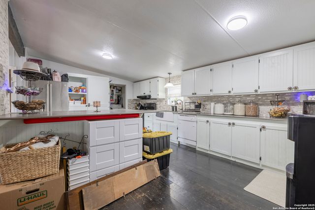 323 County Road 6842, Lytle, TX 78052