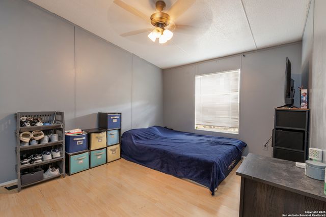 323 County Road 6842, Lytle, TX 78052