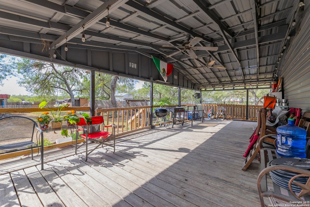 323 County Road 6842, Lytle, TX 78052