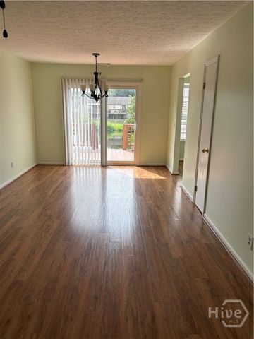 102 Stonebridge Lane, Savannah, GA 31410