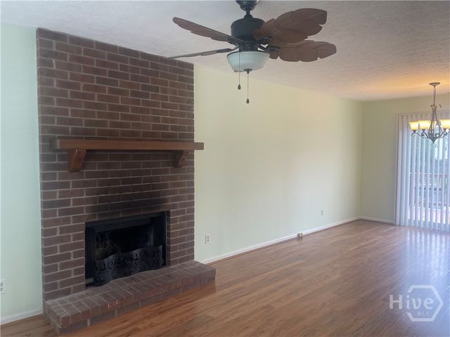 102 Stonebridge Lane, Savannah, GA 31410