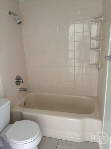 102 Stonebridge Lane, Savannah, GA 31410