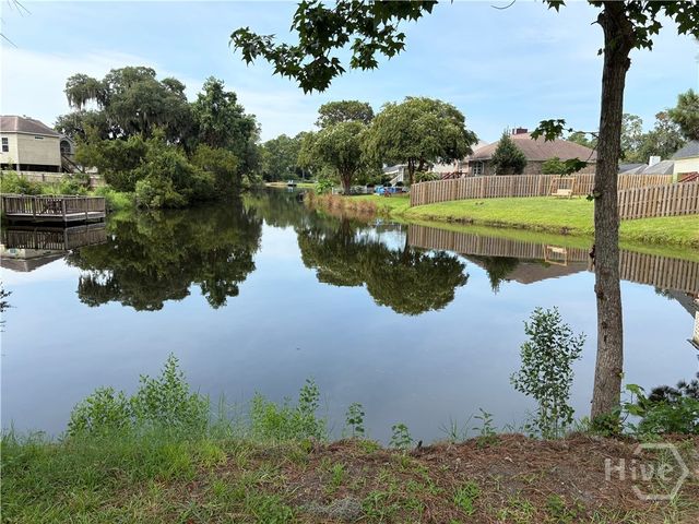 102 Stonebridge Lane, Savannah, GA 31410
