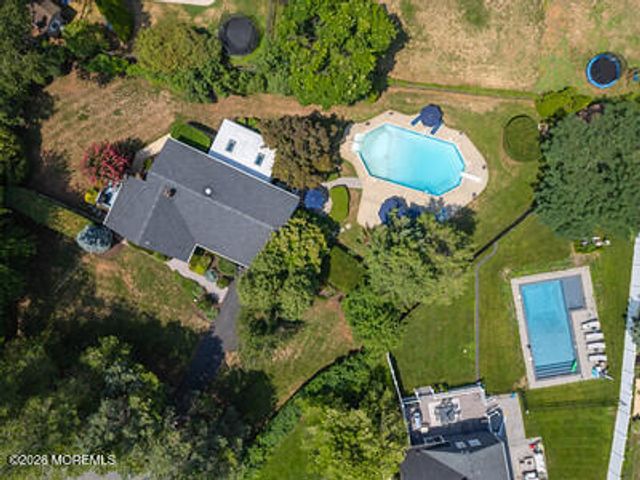 31 Circle Place, Lincroft, NJ 07738