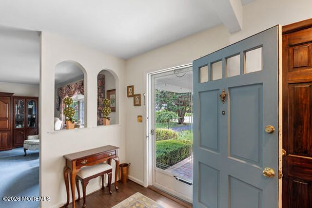 31 Circle Place, Lincroft, NJ 07738