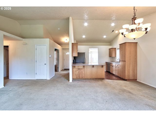 1424 MT VIEW Ln, Molalla, OR 97038