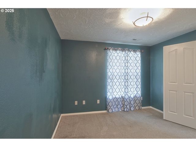 1424 MT VIEW Ln, Molalla, OR 97038