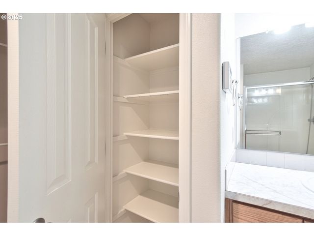 1424 MT VIEW Ln, Molalla, OR 97038