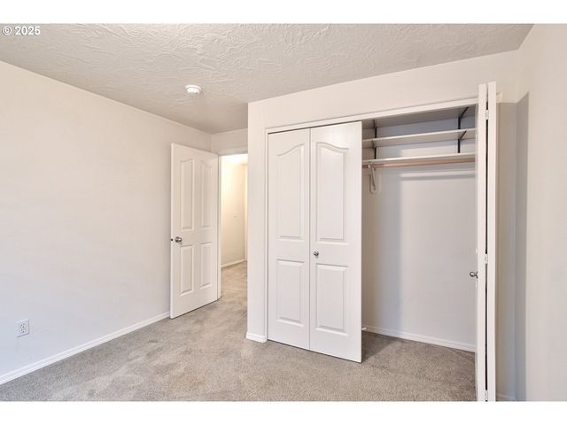 1424 MT VIEW Ln, Molalla, OR 97038