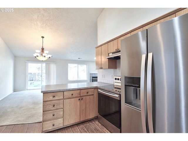 1424 MT VIEW Ln, Molalla, OR 97038