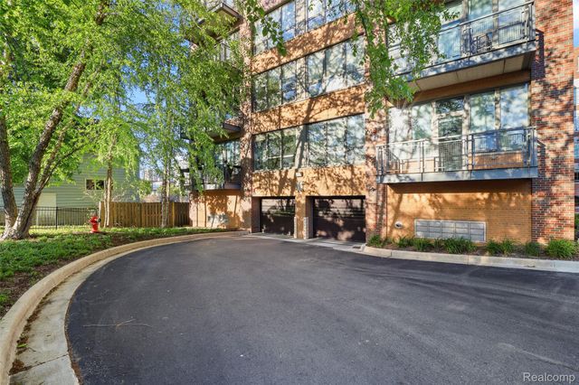 315 2nd Street 301, Ann Arbor, MI 48103