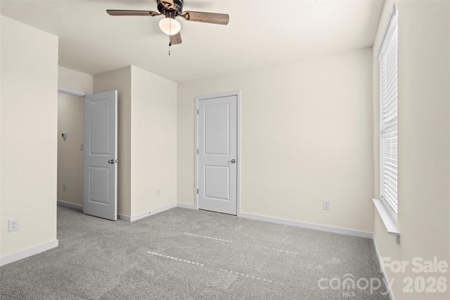1414 5th Street Drive NE, Hickory, NC 28601