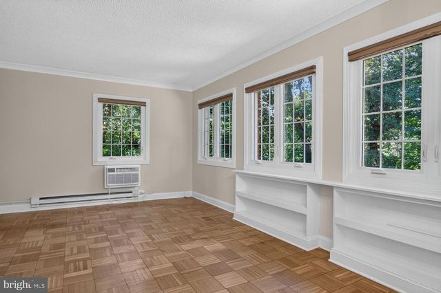 1557 MOUNT EAGLE PL, Alexandria, VA 22302