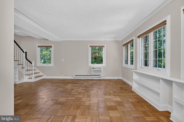 1557 MOUNT EAGLE PL, Alexandria, VA 22302