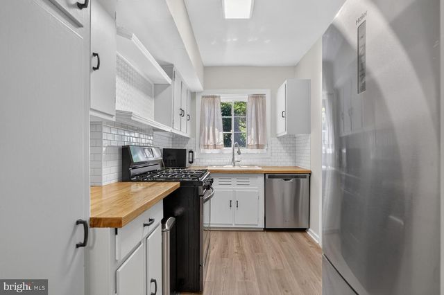 1557 MOUNT EAGLE PL, Alexandria, VA 22302