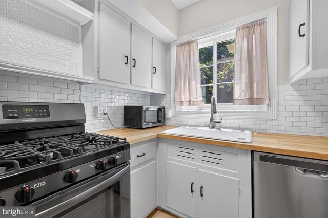 1557 MOUNT EAGLE PL, Alexandria, VA 22302