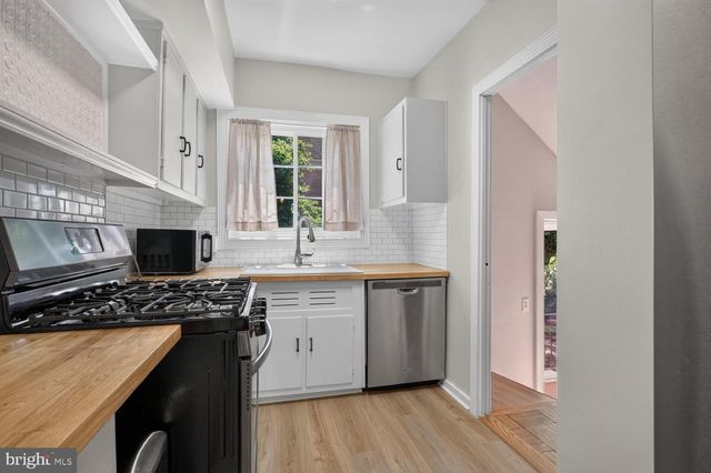 1557 MOUNT EAGLE PL, Alexandria, VA 22302