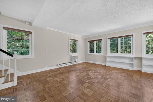 1557 MOUNT EAGLE PL, Alexandria, VA 22302