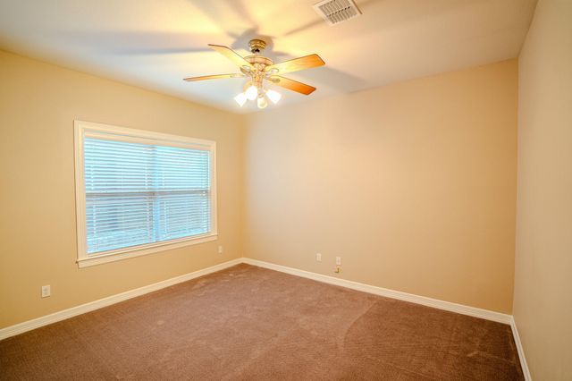218 Hazeltine DR, Lakeway, TX 78734