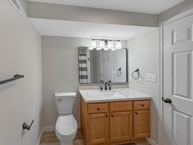 2403 18th Street S, Moorhead, MN 56560