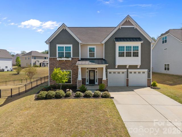 1982 Smokey Quartz Road, Davidson, NC 28036