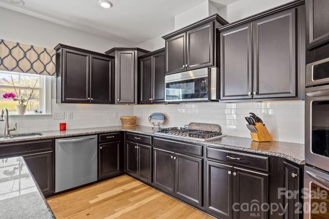 1982 Smokey Quartz Road, Davidson, NC 28036